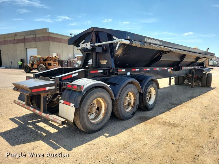 image for item EE1172 2017 Side Dump Industries side dump trailer