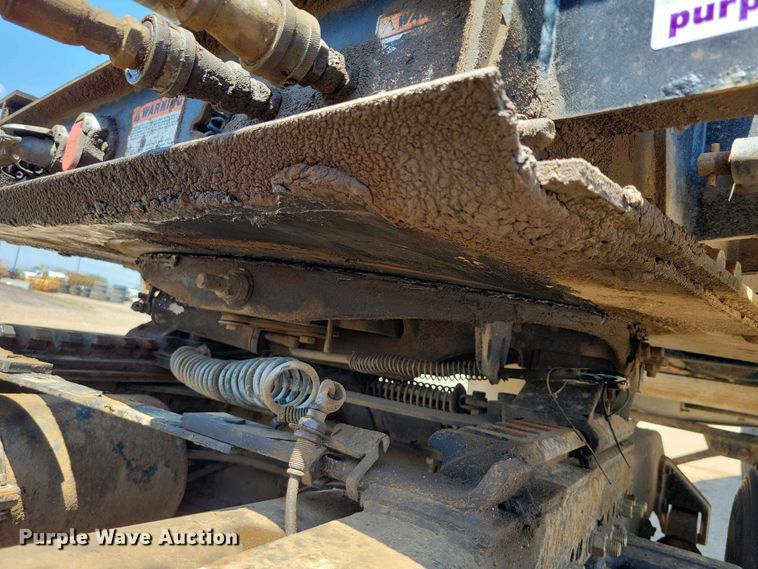 image for item EE1172 2017 Side Dump Industries side dump trailer