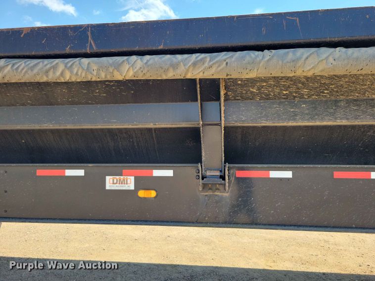 image for item EE1172 2017 Side Dump Industries side dump trailer