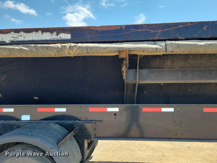 image for item EE1172 2017 Side Dump Industries side dump trailer