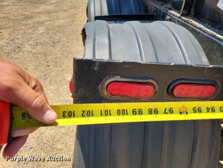 image for item EE1172 2017 Side Dump Industries side dump trailer