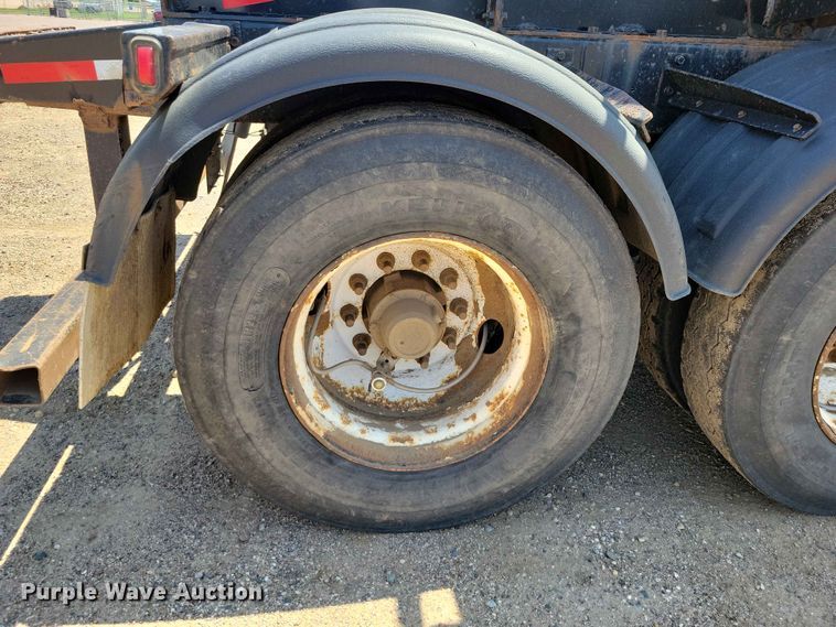 image for item EE1172 2017 Side Dump Industries side dump trailer