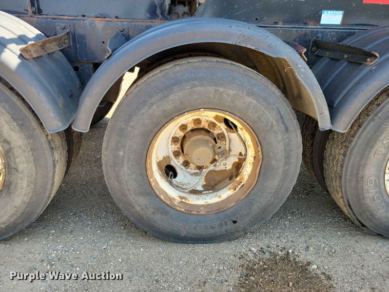 image for item EE1172 2017 Side Dump Industries side dump trailer
