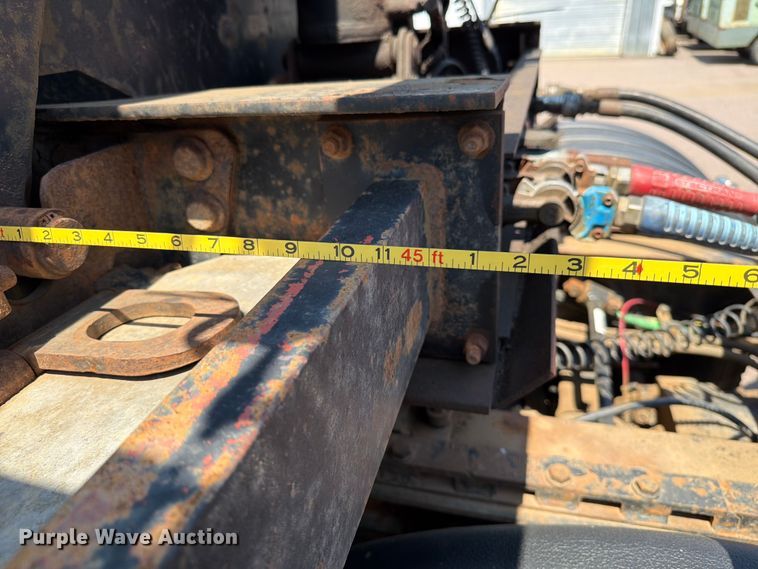 image for item EE1173 2010 Side Dump Industries side dump trailer