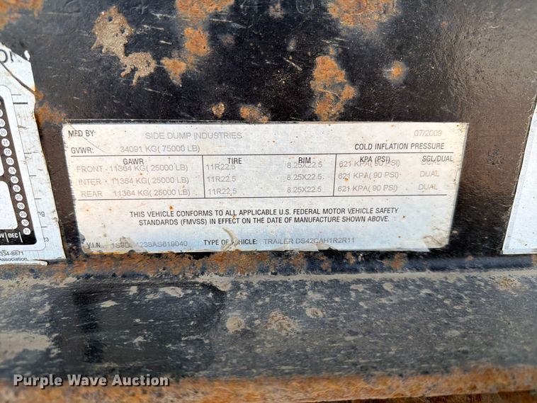 image for item EE1173 2010 Side Dump Industries side dump trailer