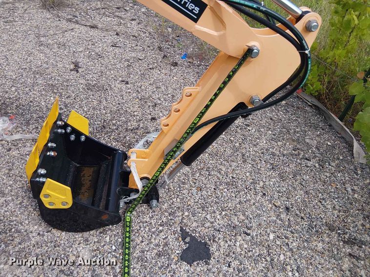image for item EE1480 2024 Erie Industries EM15 mini excavator