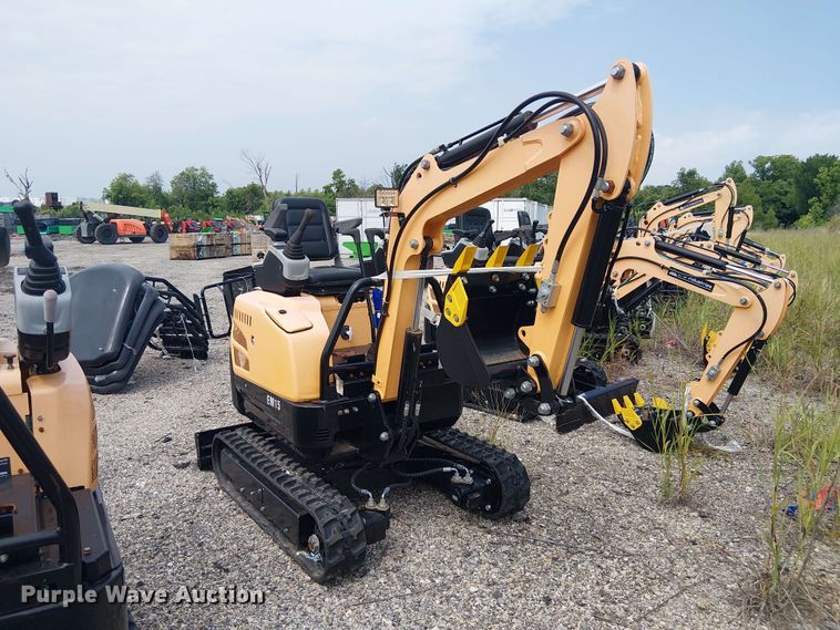 image for item EE1481 2024 Erie Industries EM15 mini excavator