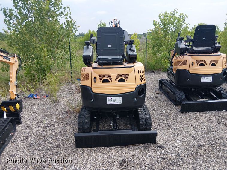 image for item EE1481 2024 Erie Industries EM15 mini excavator
