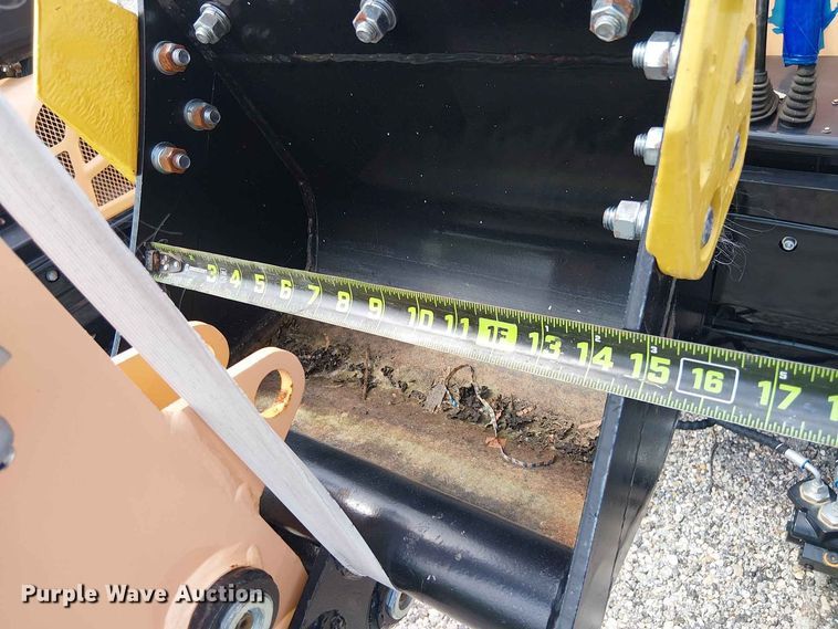 image for item EE1481 2024 Erie Industries EM15 mini excavator