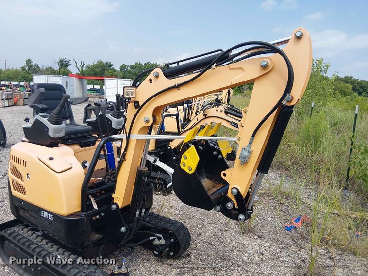 image for item EE1481 2024 Erie Industries EM15 mini excavator