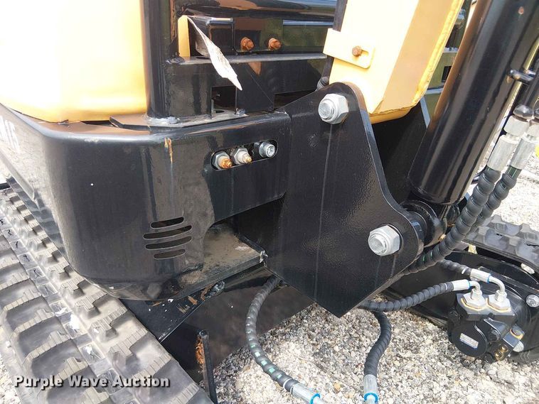 image for item EE1481 2024 Erie Industries EM15 mini excavator