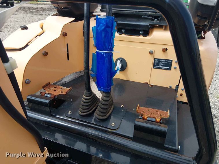 image for item EE1481 2024 Erie Industries EM15 mini excavator