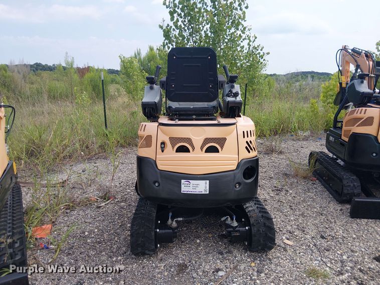 image for item EE1482 2024 Erie Industries EM15 mini excavator