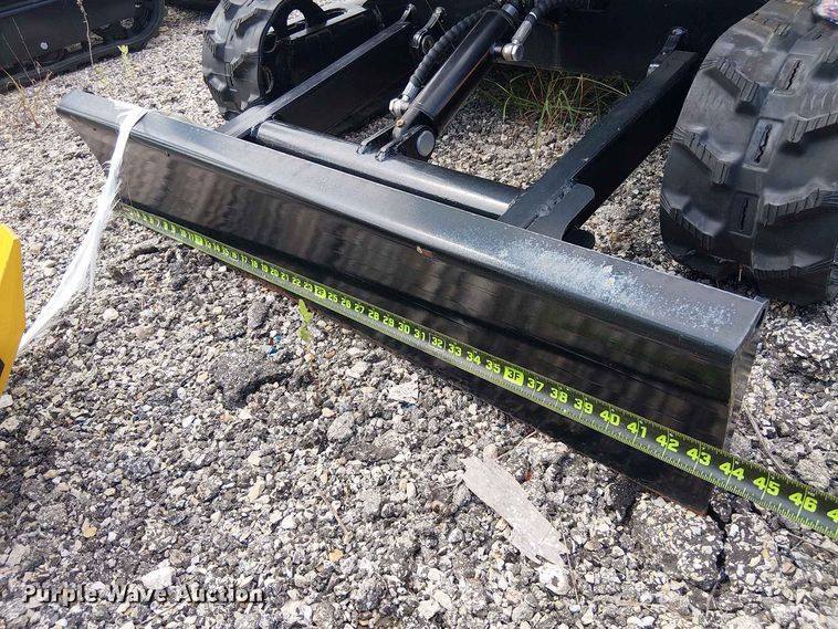 image for item EE1482 2024 Erie Industries EM15 mini excavator