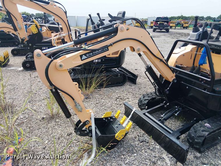 image for item EE1482 2024 Erie Industries EM15 mini excavator