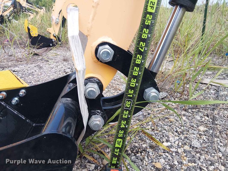 image for item EE1482 2024 Erie Industries EM15 mini excavator