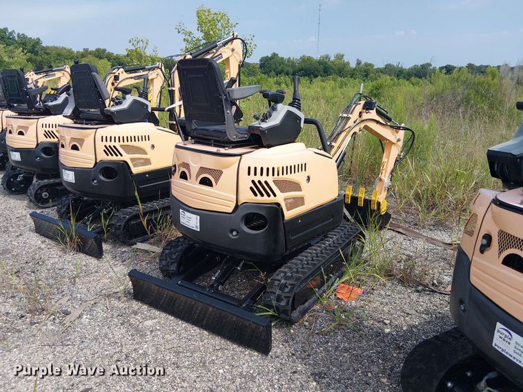 image for item EE1483 2024 Erie Industries EM15 mini excavator