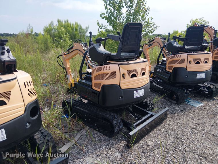 image for item EE1483 2024 Erie Industries EM15 mini excavator