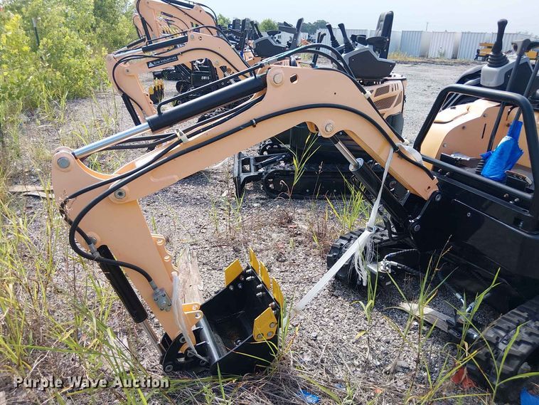 image for item EE1483 2024 Erie Industries EM15 mini excavator