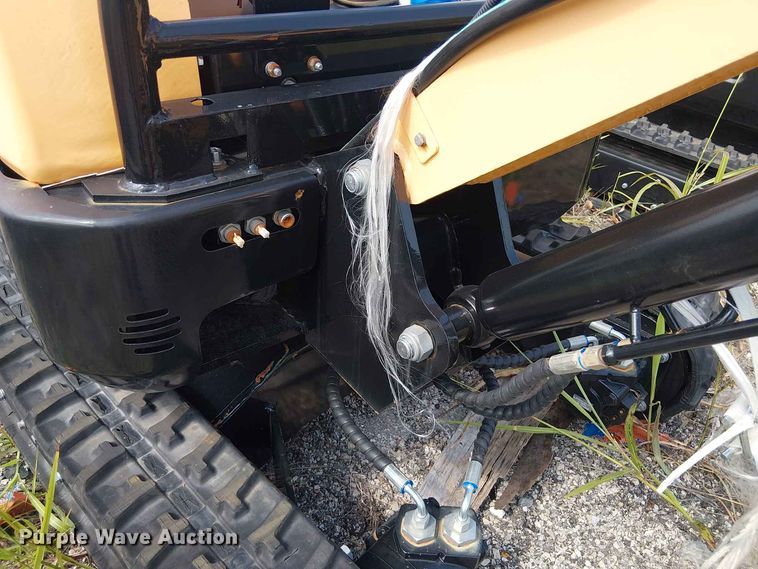 image for item EE1483 2024 Erie Industries EM15 mini excavator