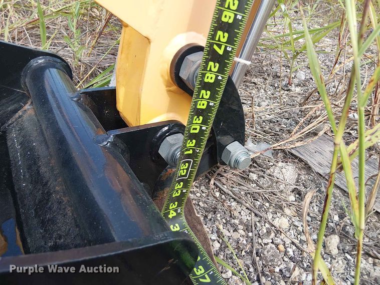 image for item EE1483 2024 Erie Industries EM15 mini excavator