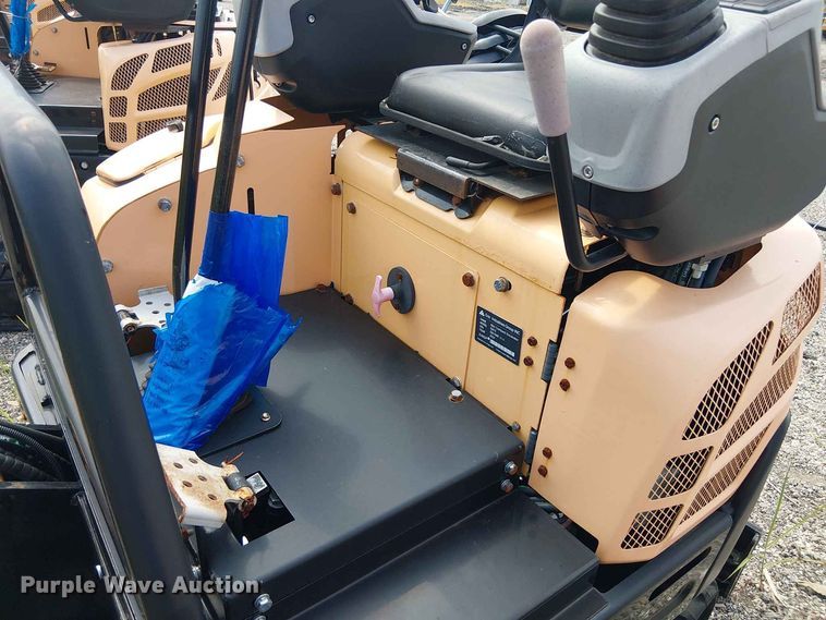image for item EE1483 2024 Erie Industries EM15 mini excavator