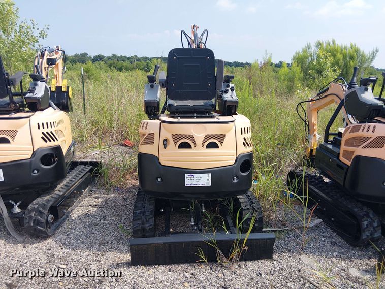 image for item EE1484 2024 Erie Industries EM15 mini excavator