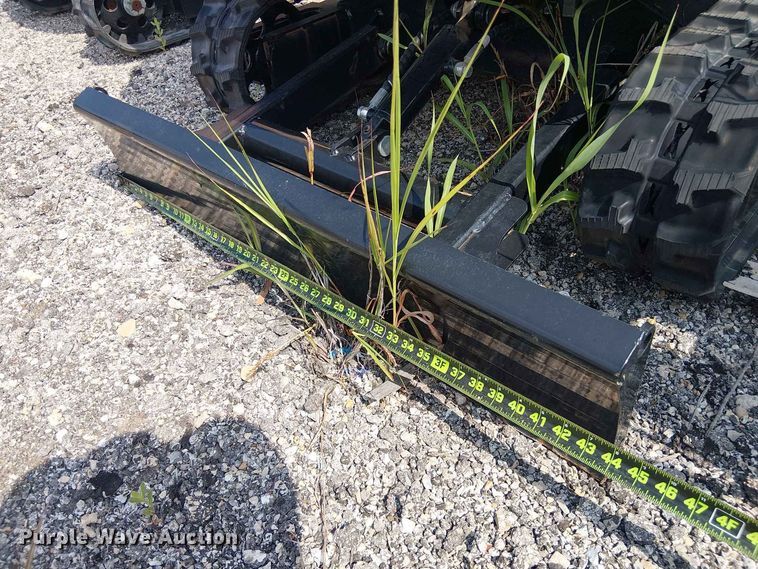 image for item EE1484 2024 Erie Industries EM15 mini excavator