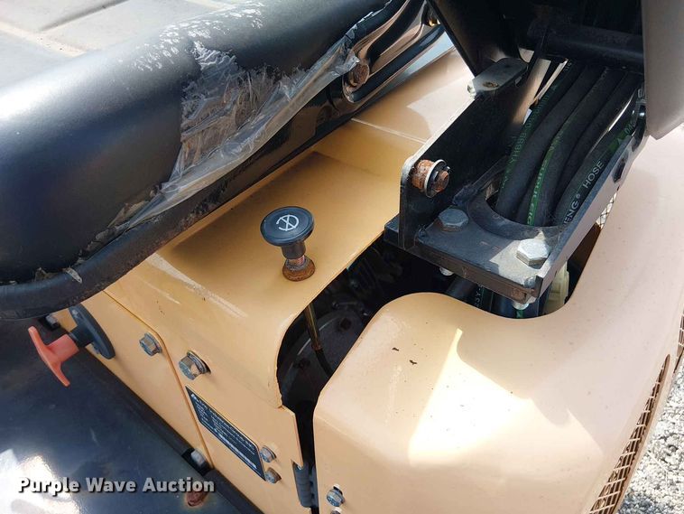 image for item EE1484 2024 Erie Industries EM15 mini excavator