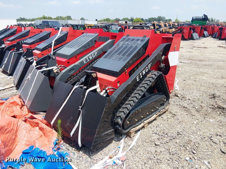image for item EE1500 2024 Erie Industries SCL850 compact utility loader
