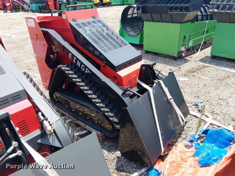 image for item EE1500 2024 Erie Industries SCL850 compact utility loader