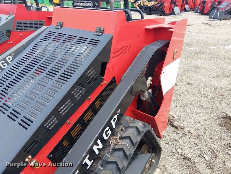image for item EE1500 2024 Erie Industries SCL850 compact utility loader