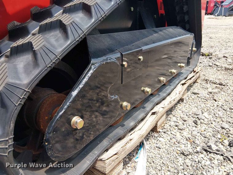 image for item EE1500 2024 Erie Industries SCL850 compact utility loader