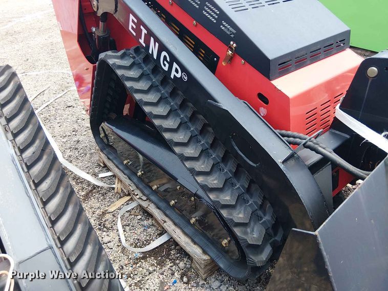 image for item EE1500 2024 Erie Industries SCL850 compact utility loader