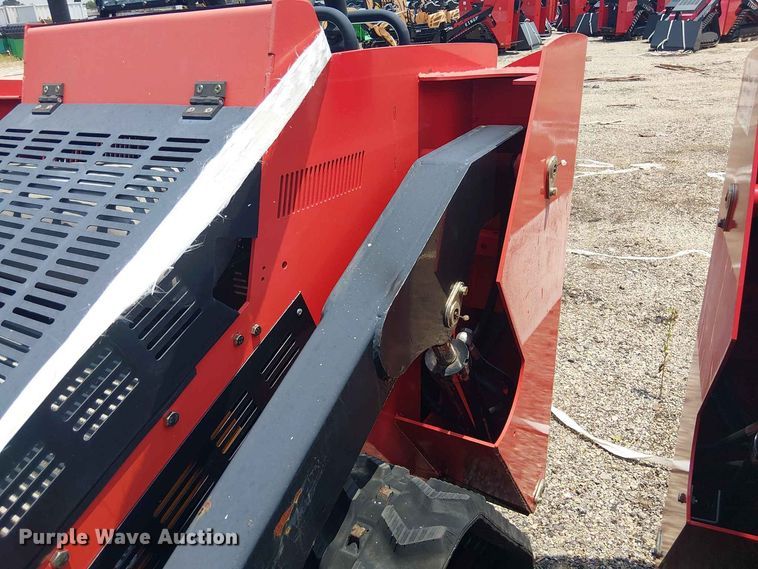 image for item EE1502 Erie Industries SCL850 compact utility loader