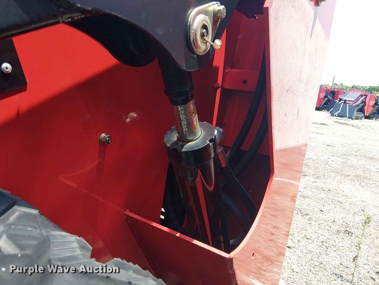 image for item EE1502 Erie Industries SCL850 compact utility loader