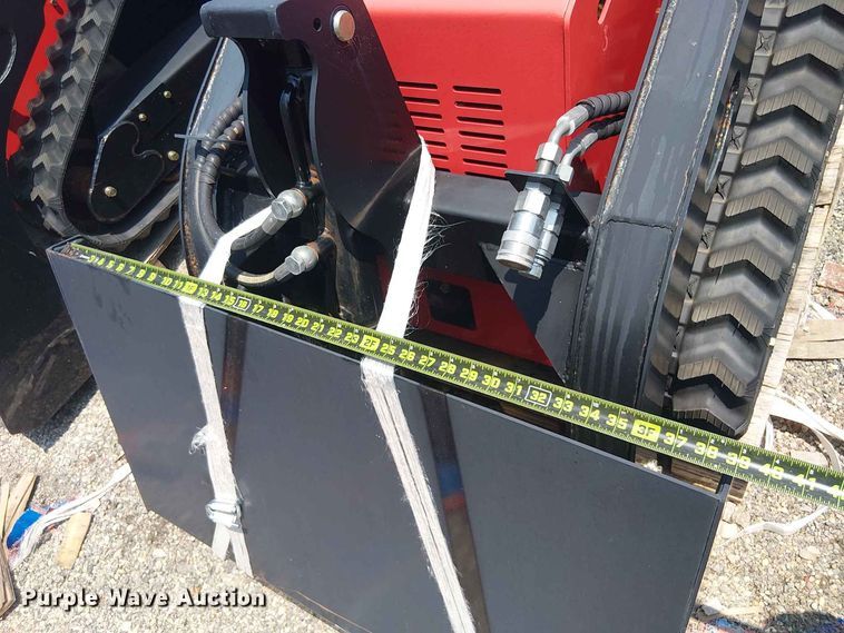 image for item EE1503 Erie Industries SCL850 compact utility loader