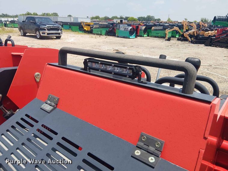 image for item EE1503 Erie Industries SCL850 compact utility loader