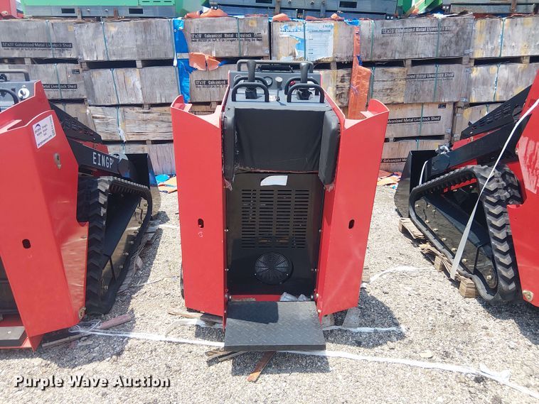 image for item EE1504 2024 Erie Industries SCL850 compact utility loader