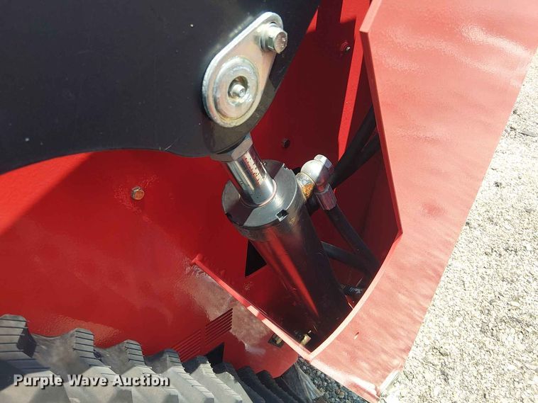 image for item EE1504 2024 Erie Industries SCL850 compact utility loader