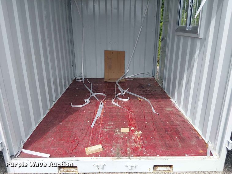 image for item EE1552 Shipping container