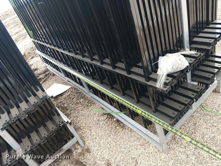 image for item EE1557 (22) Valley Pioneer F10 fence panels