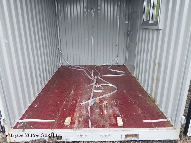 image for item EE1564 Shipping container