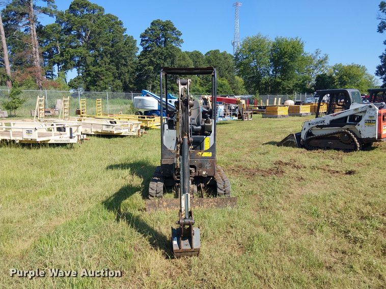 image for item EE1631 2018 Bobcat E20 mini excavator