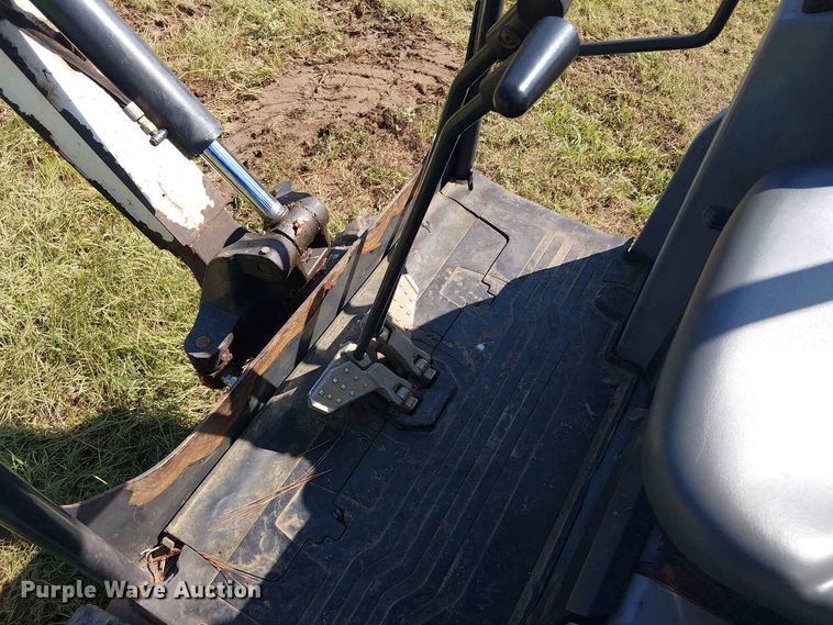image for item EE1631 2018 Bobcat E20 mini excavator