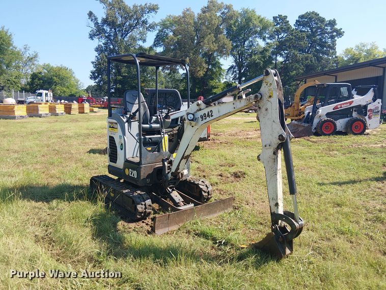 image for item EE1632 2019 Bobcat E20 mini excavator