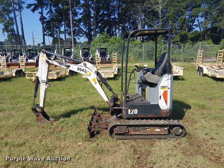 image for item EE1632 2019 Bobcat E20 mini excavator