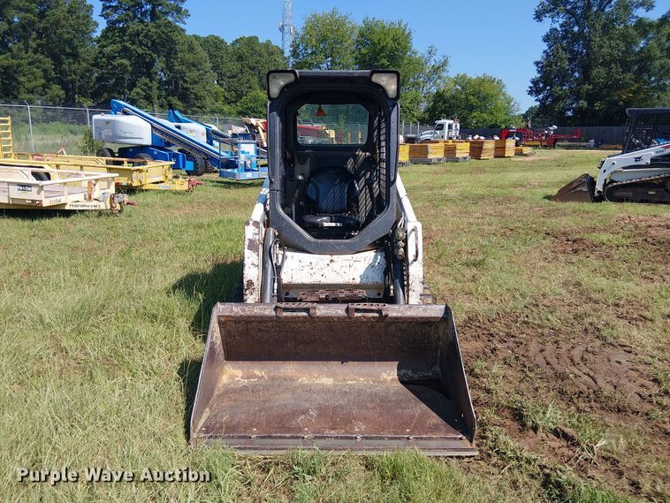 image for item EE1633 2018 Bobcat T450 tracked skid steer loader