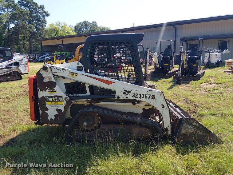 image for item EE1633 2018 Bobcat T450 tracked skid steer loader