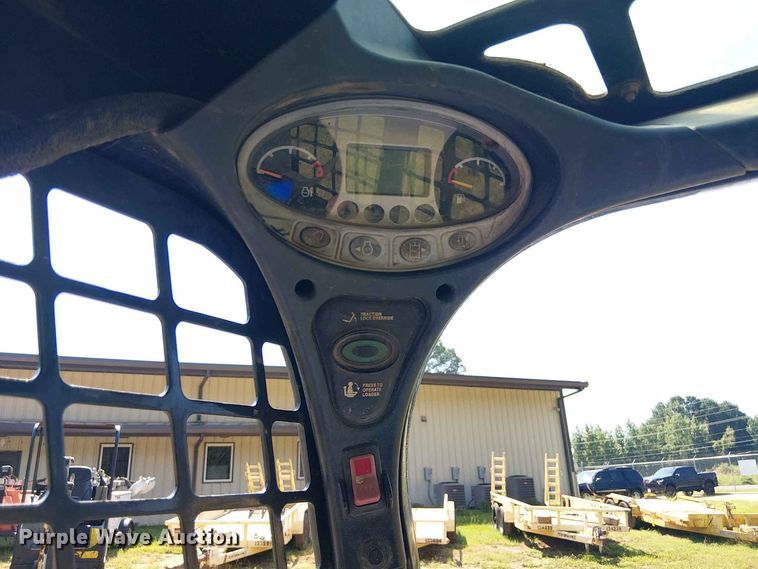 image for item EE1633 2018 Bobcat T450 tracked skid steer loader